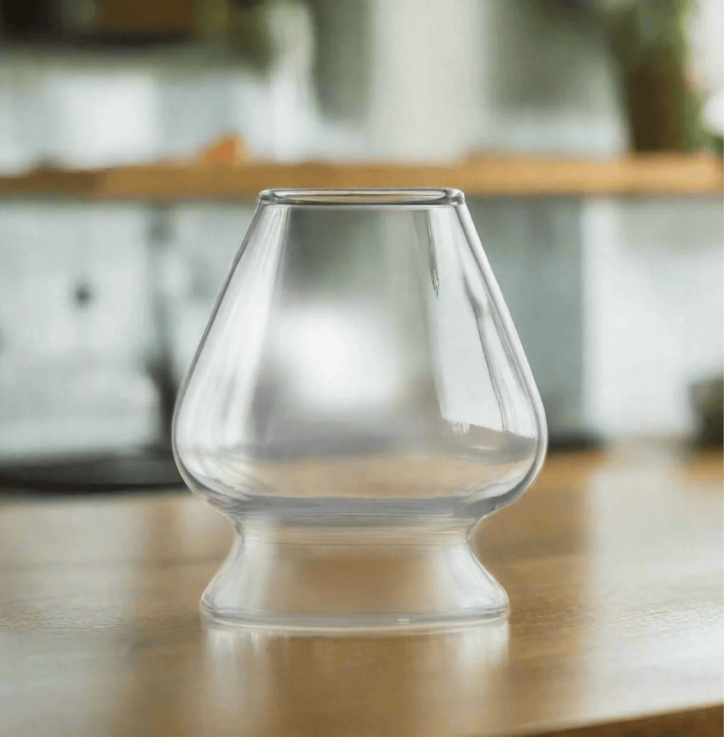 Clear Glass Whisk Holder made from borosilicate glass allows airflow for drying while providing a modern, transparent look.