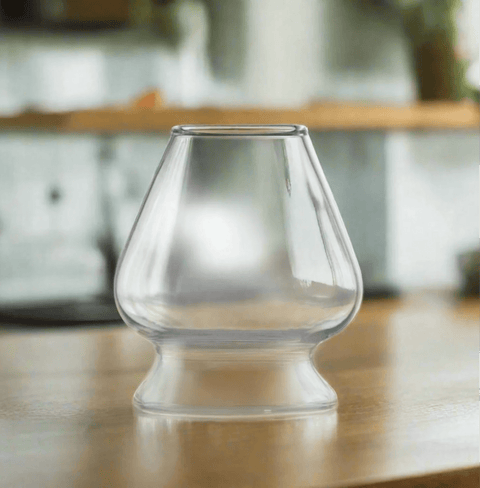 Clear Glass Whisk Holder made from borosilicate glass allows airflow for drying while providing a modern, transparent look.