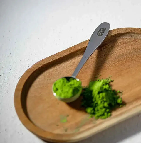 Era Matcha Scoop