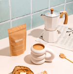 The perfect creamy balance of salty and sweet, and naturally sweetened Salted Caramel Blend superfood latte that tastes just like a dessert.