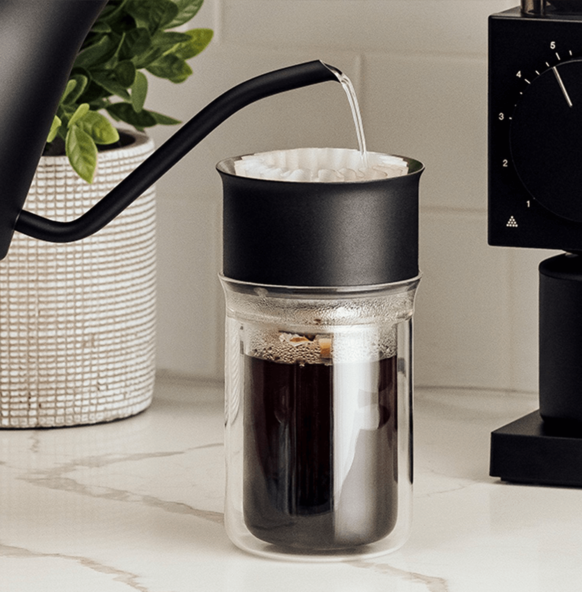 FELLOW Stagg [X] Pour-Over Set with flat-bottom dripper, no-clog design, 10 oz double-wall tasting cup, and 30 filters for precise brewing.
