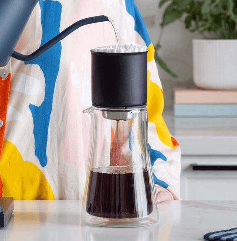 FELLOW Stagg [XF] Pour-Over Set with flat-bottom dripper, no-clog design, double-wall glass carafe, and ratio aid for precise, consistent brewing.