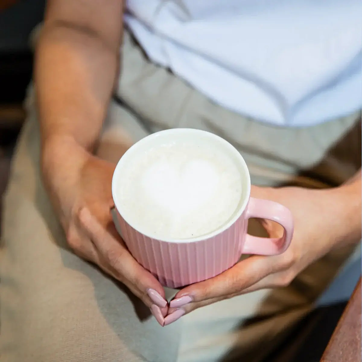 Blendsmiths White Choc Blend packaging, featuring a luxurious and buttery vegan white chocolate drink made with melted cocoa butter.